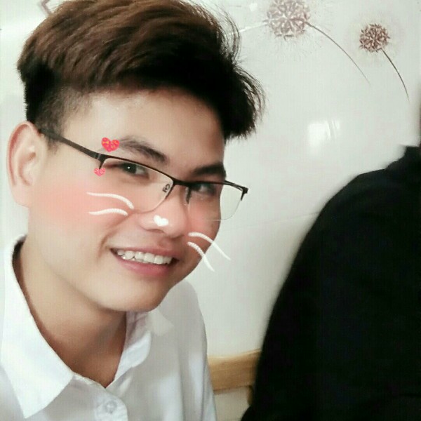 李辉喵喵喵的照片