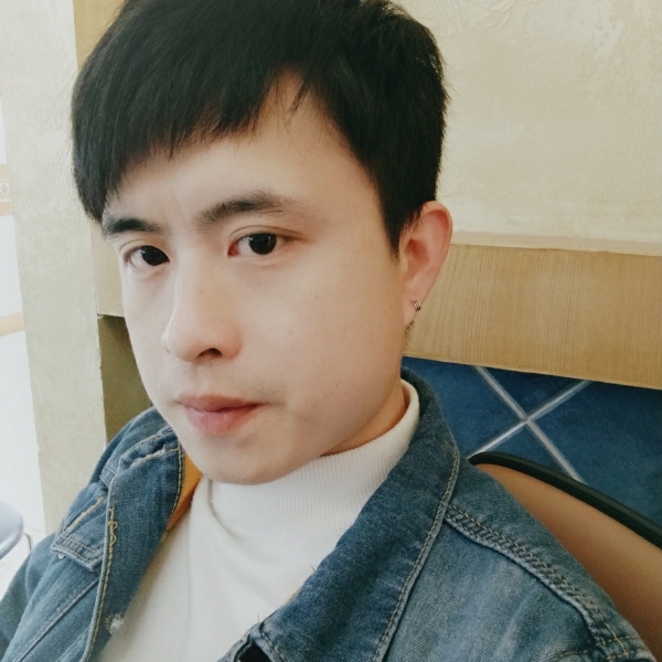 真诚交友的佳老头的照片