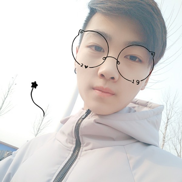 南辞囍的照片