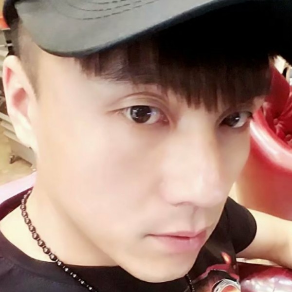 上卿habit的照片