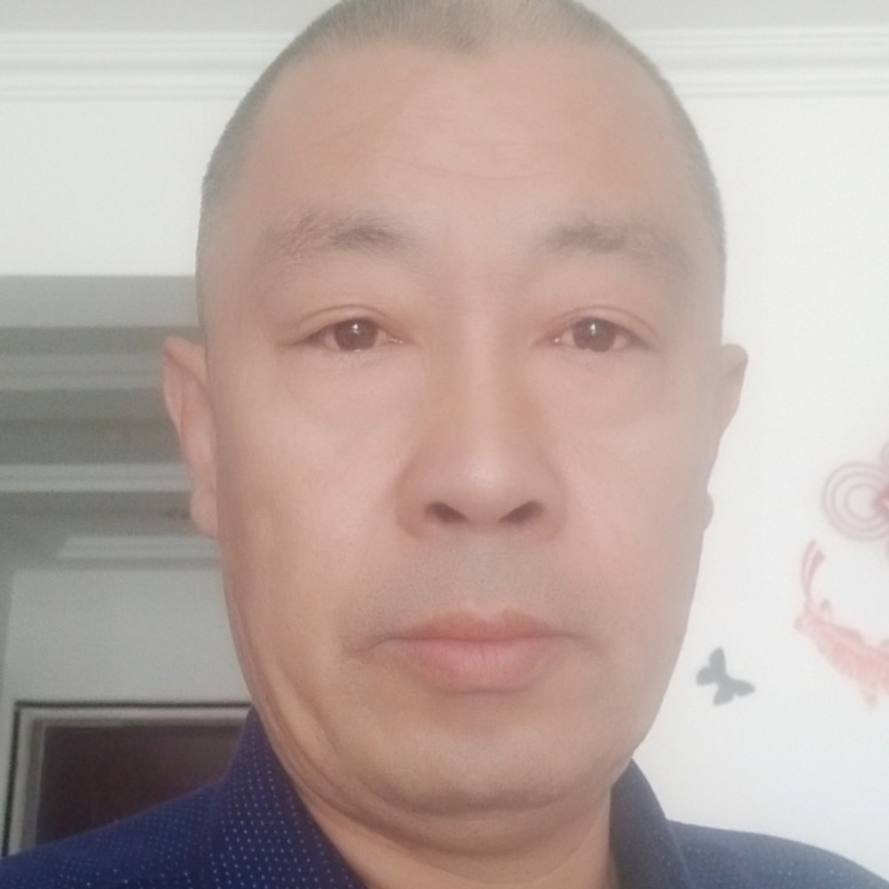 无情凝眸青琯的照片