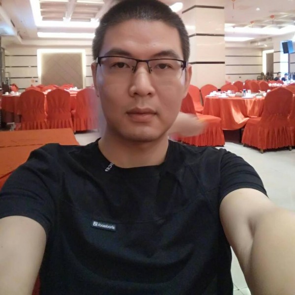 青衫用落后的照片