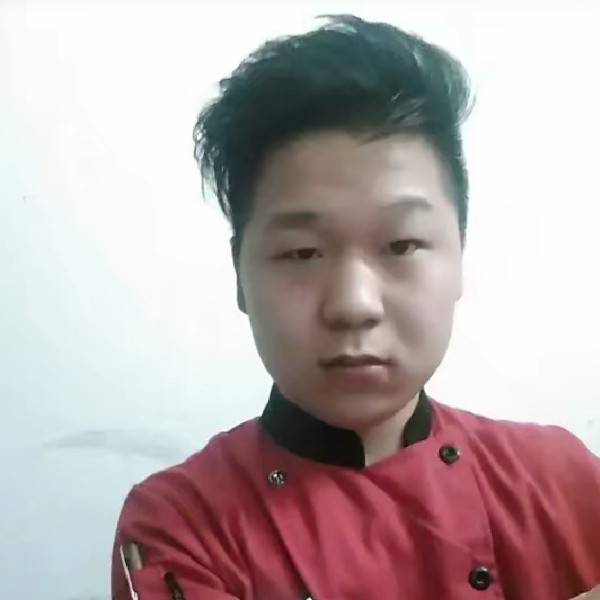 专一凝眸铅笔的照片