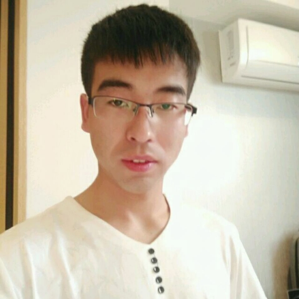 丢了幸福的猪！！的照片