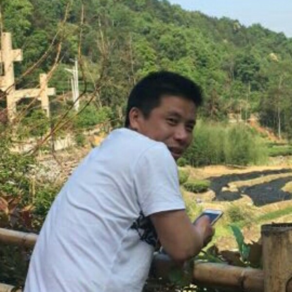 发卡請强健的照片
