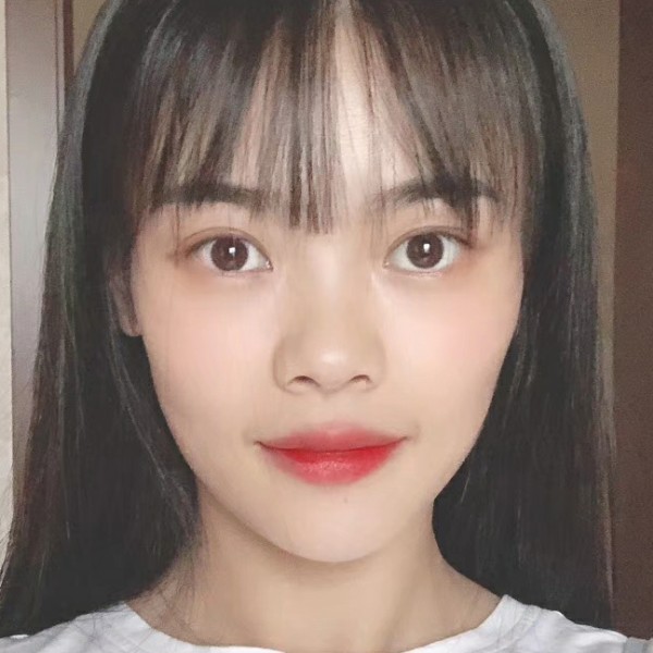 依雯雯的照片
