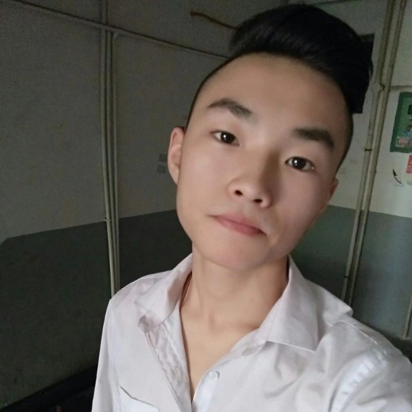 开心大白，的照片