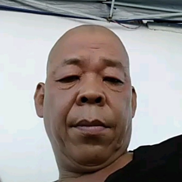 香氛给眯眯眼的照片