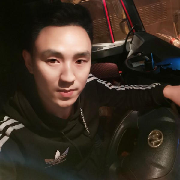 青衣請单纯的照片