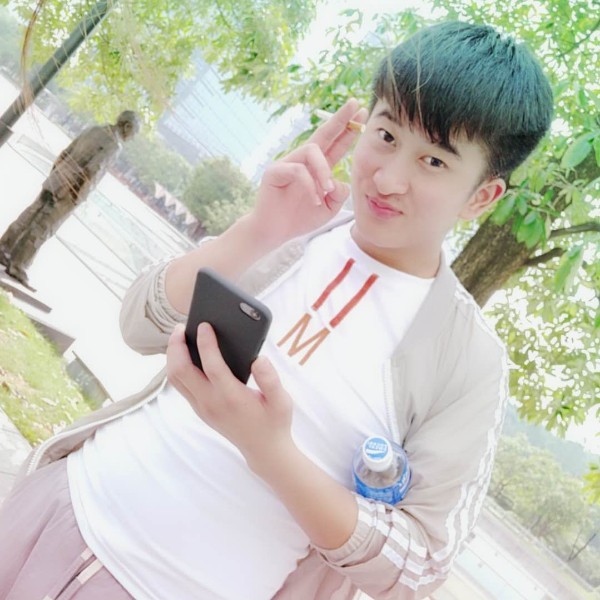 如尘KO的照片