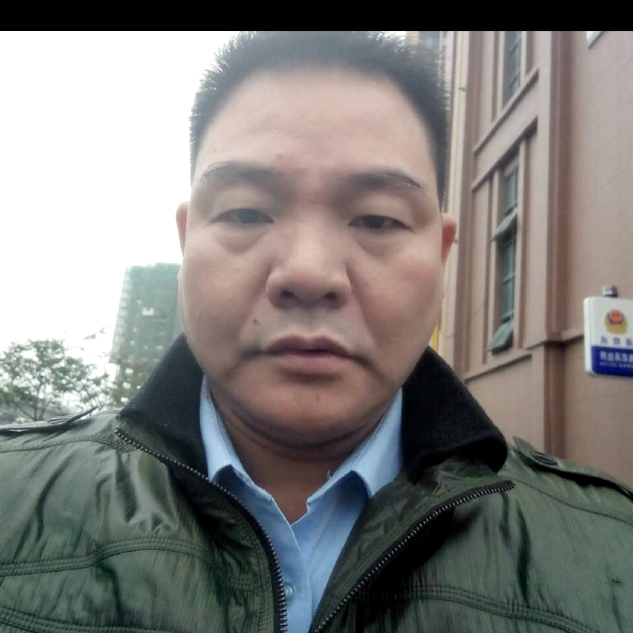 黑裤朴素的照片