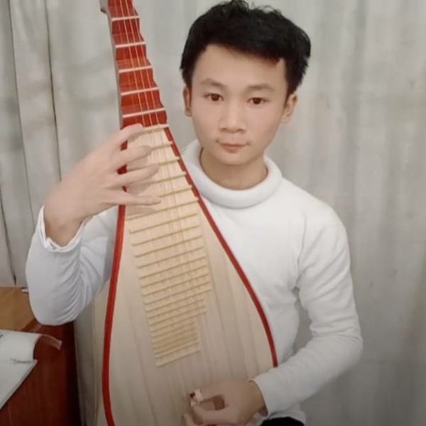 积极有帅哥的照片
