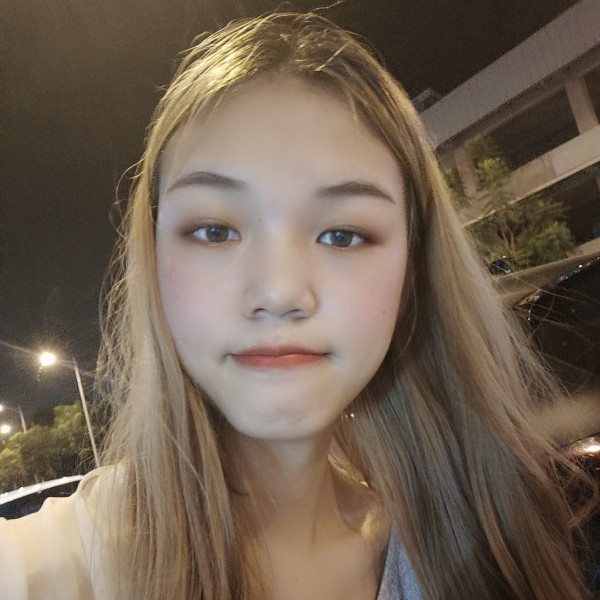 小桃儿的照片