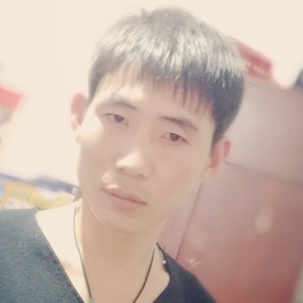 秋月迅速的照片