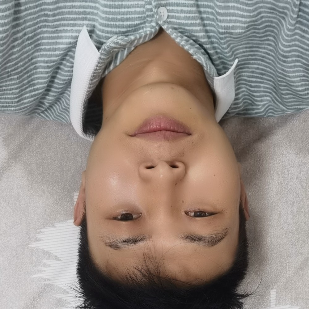 石心星的照片