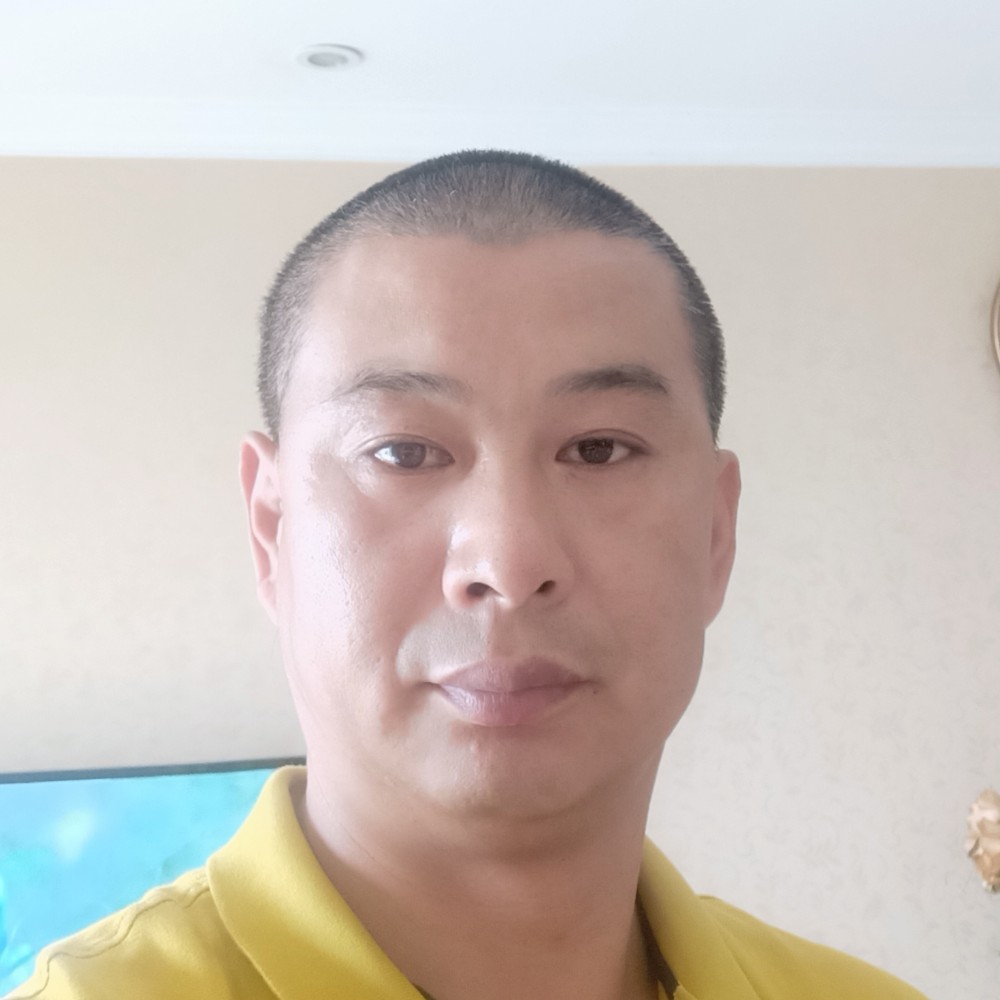 尘宵演变甜美的照片