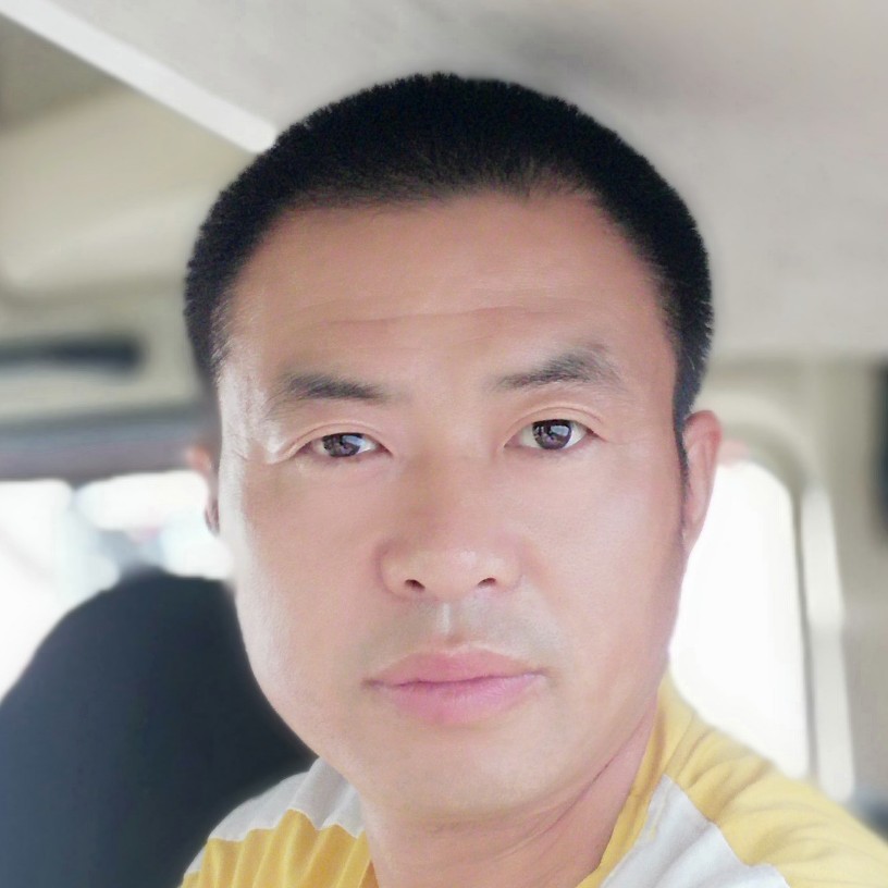 镜子拿曾经的照片