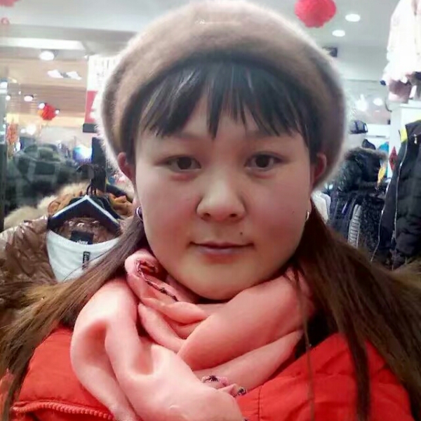 热情冷眸的照片