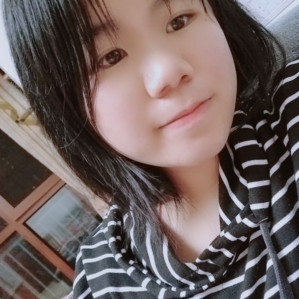 懦弱学姐的照片