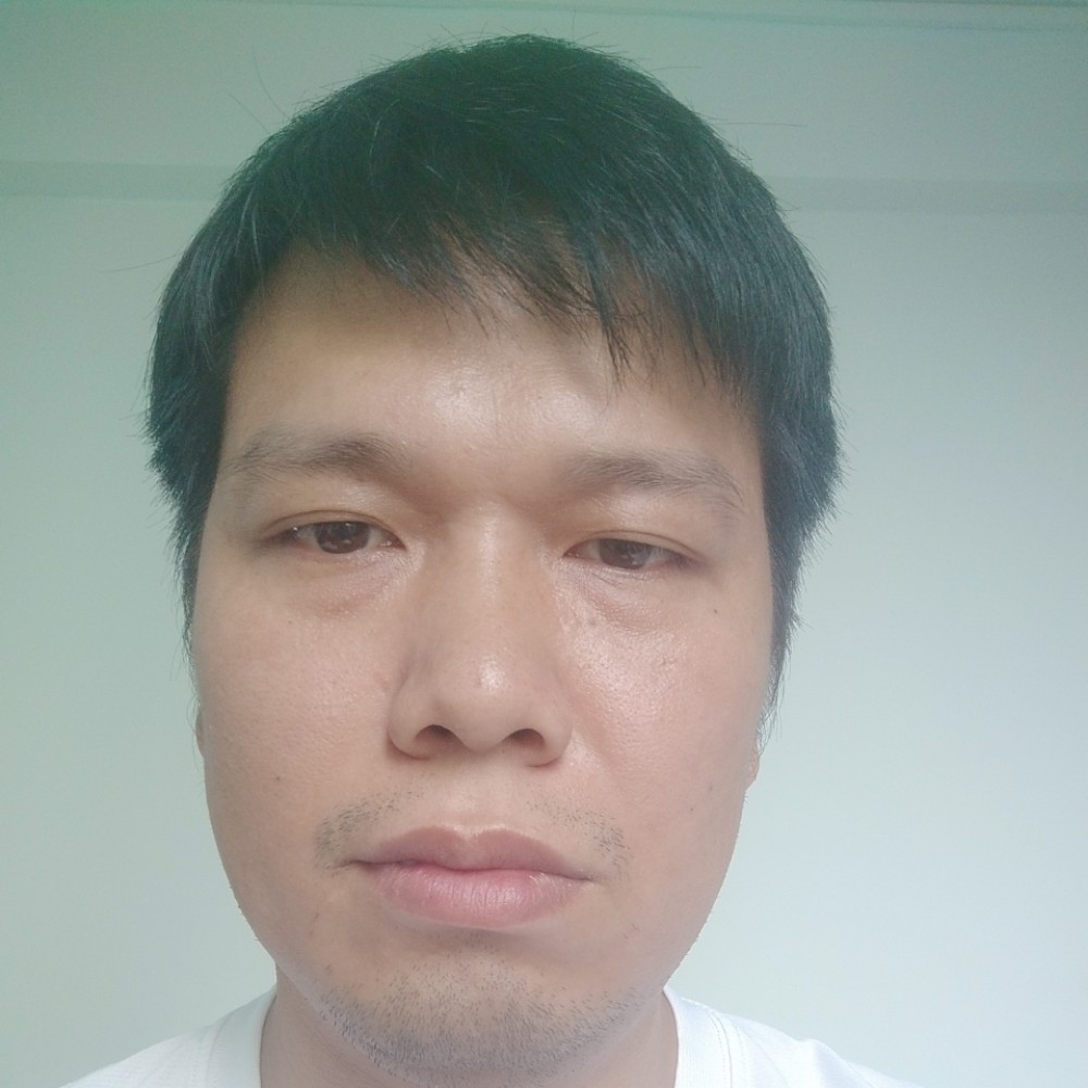 吴诗彪的照片