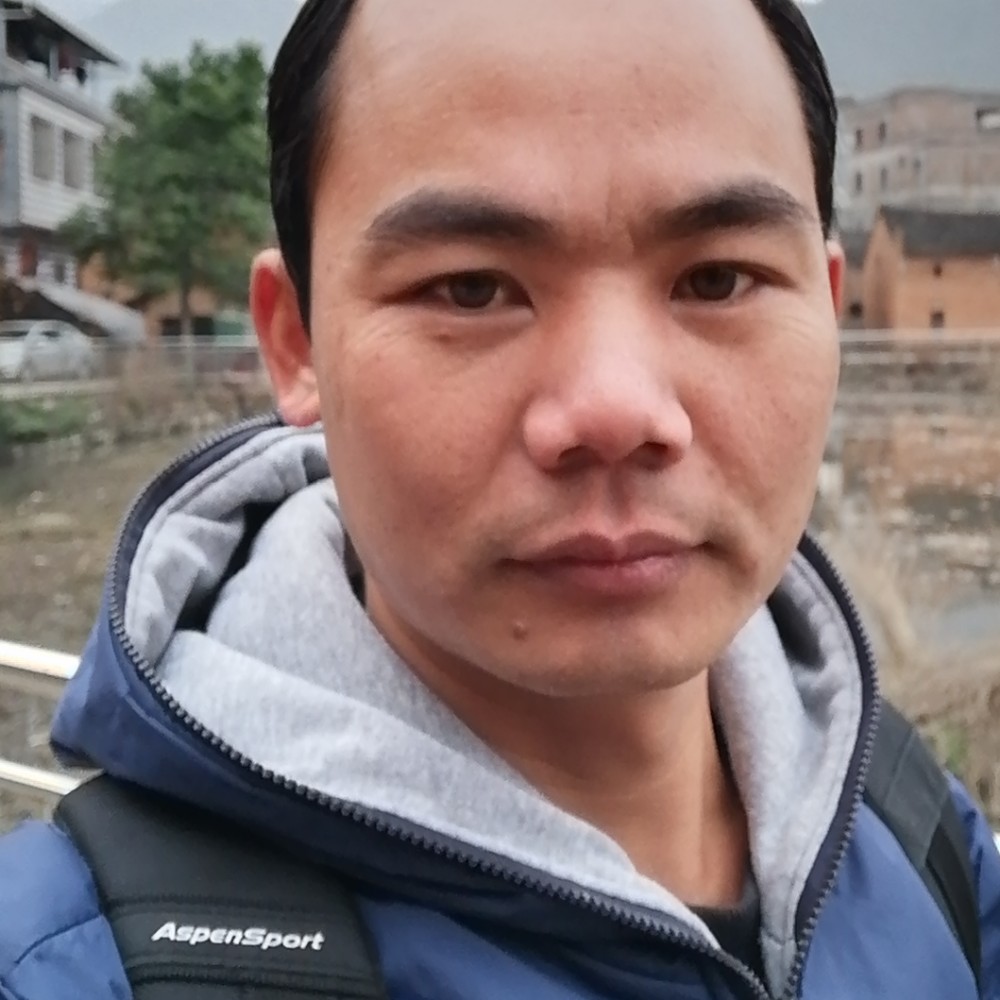 奉谋高的照片
