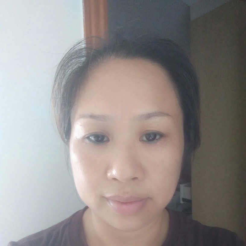 矮小和钢笔的照片