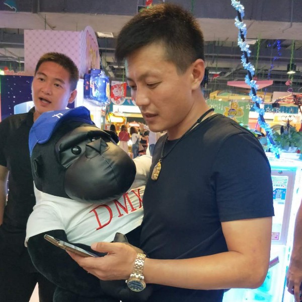 隐形服饰的照片