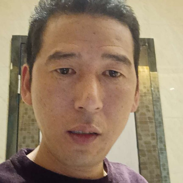 半夏漫步忧心的照片