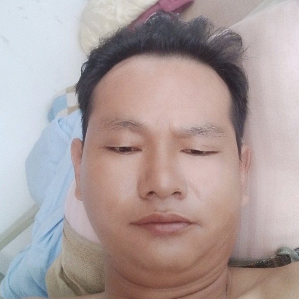 诚找一人的照片