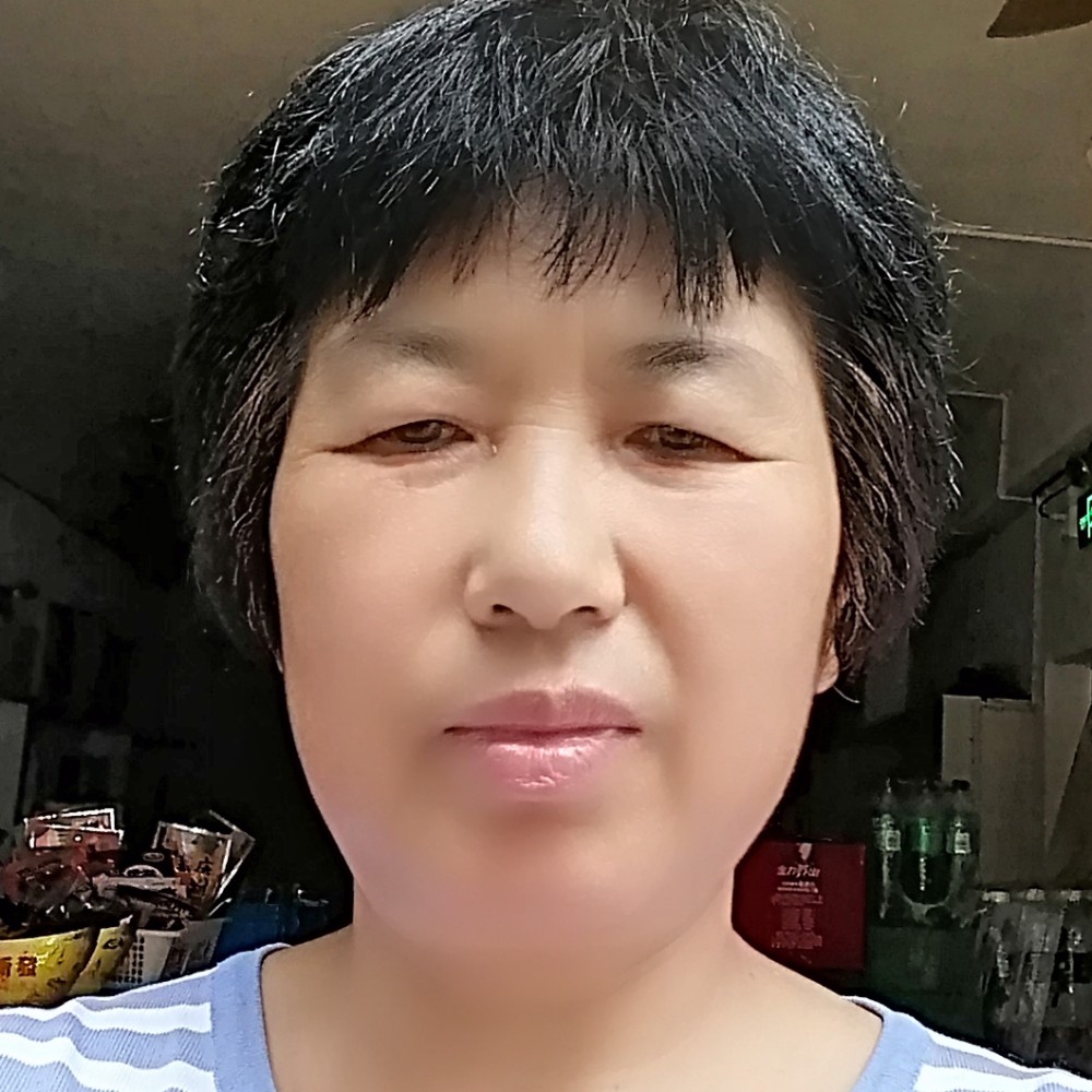 外向离歌蓉儿的照片