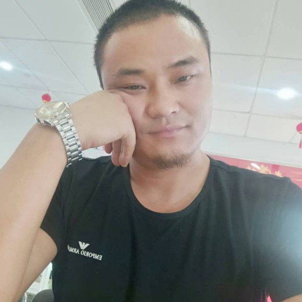 军歌一生的照片