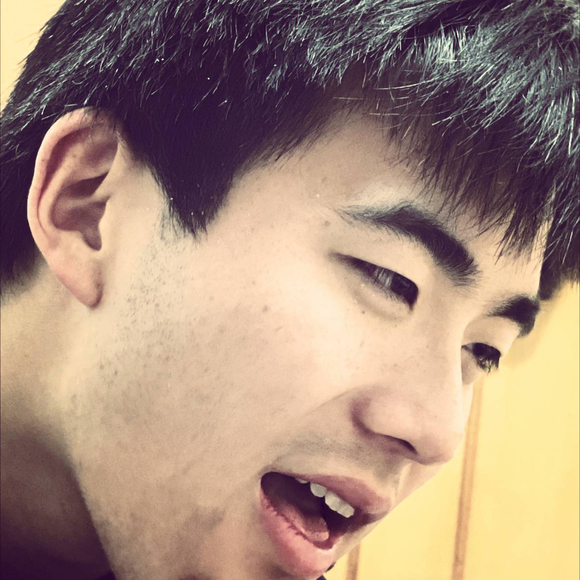 霸气回眸红尘的照片