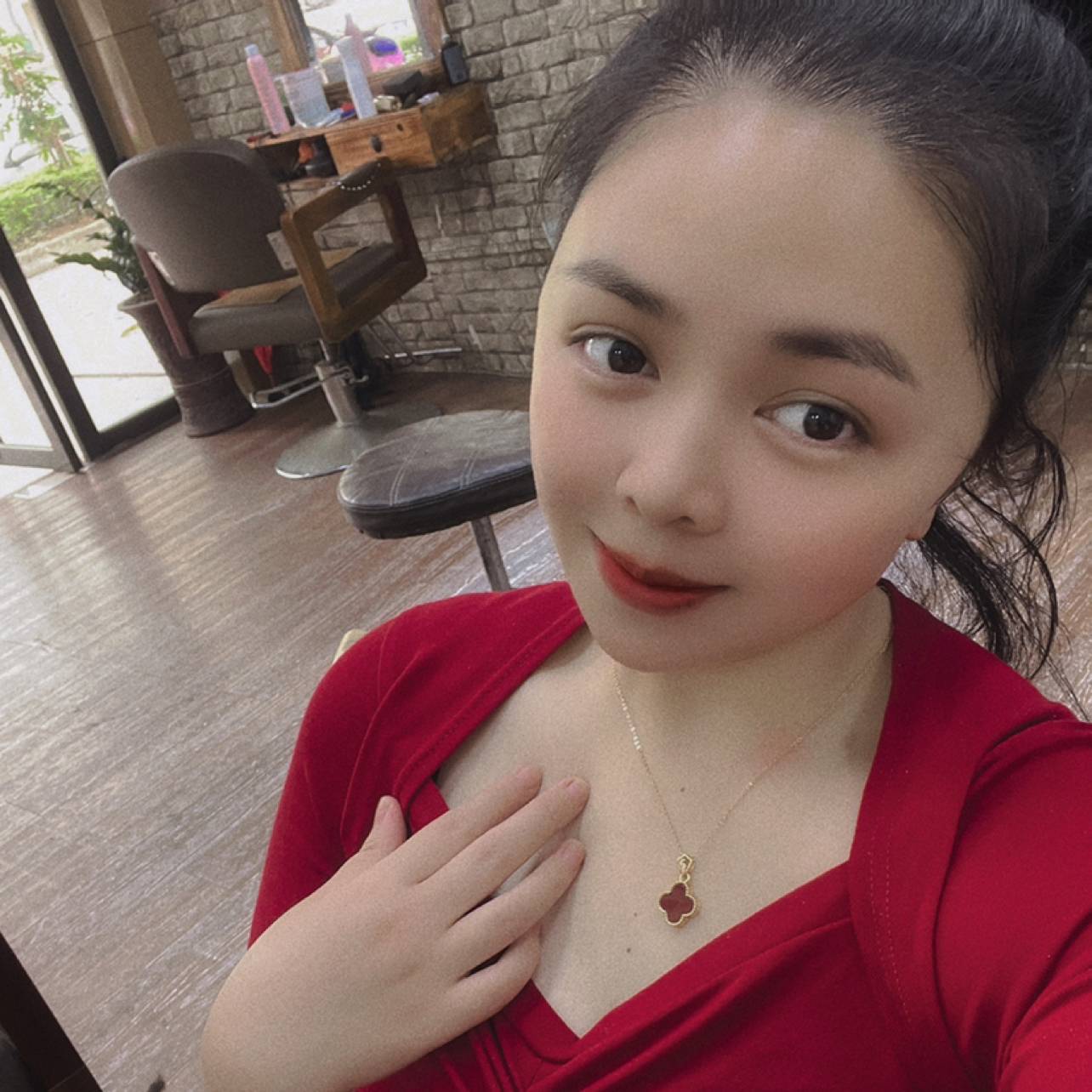 云朵泪了甜甜的照片