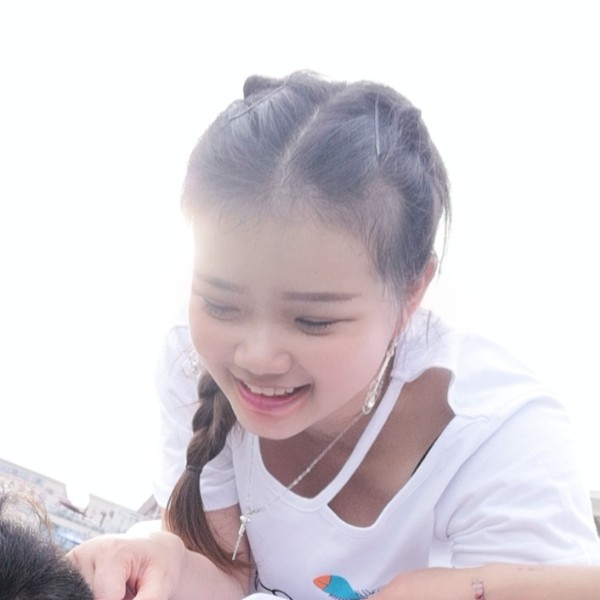 ee小仙女的照片
