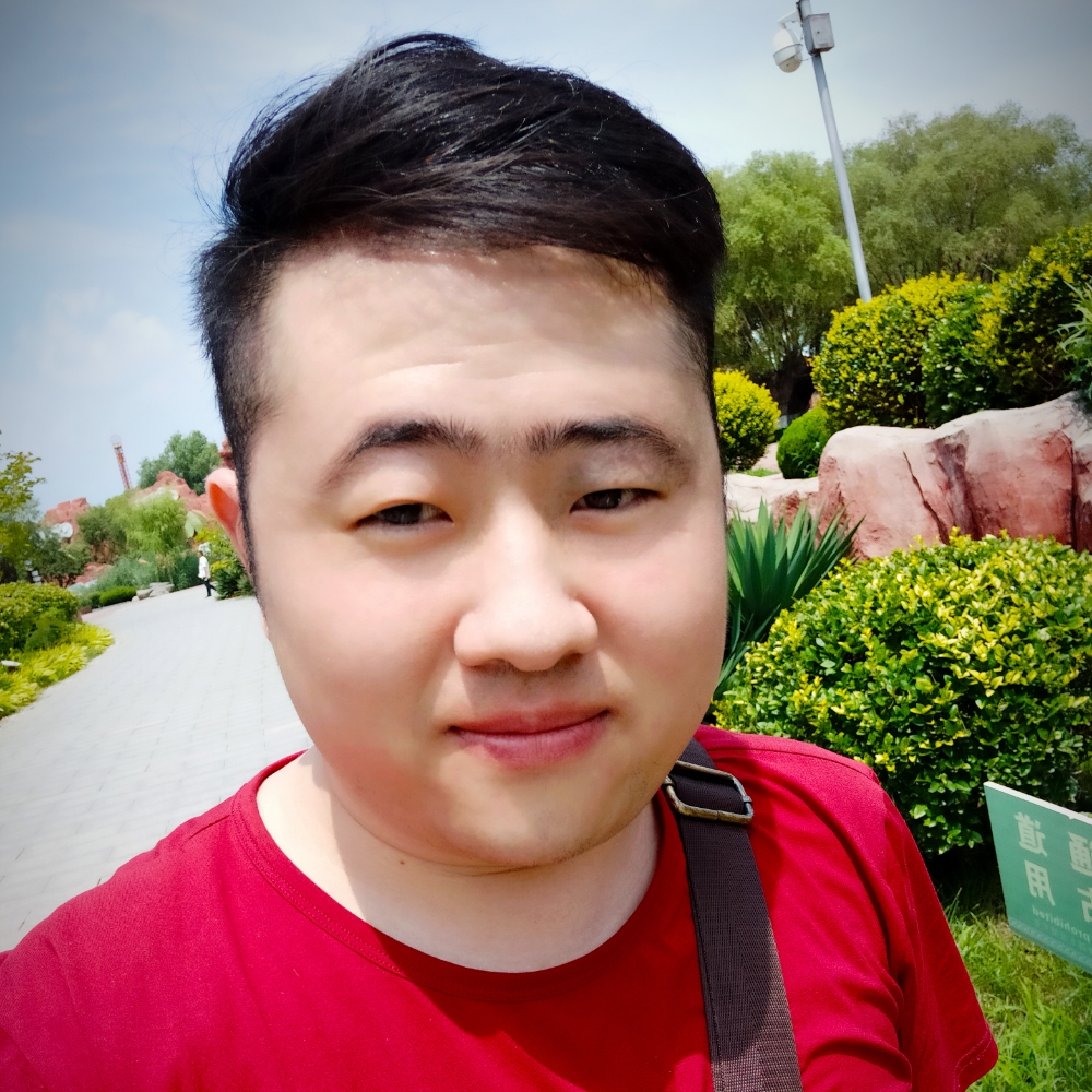 自娱自乐自己过丷的照片