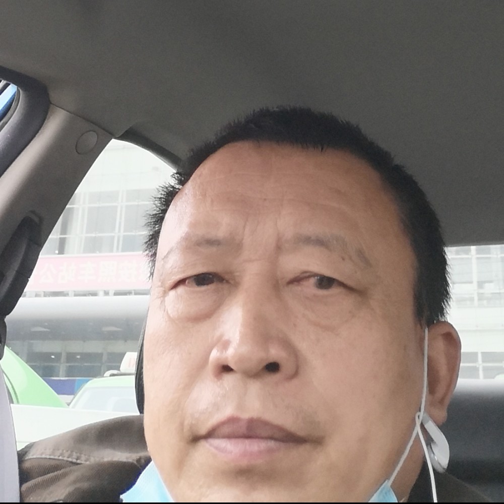 快乐大哥小林的照片