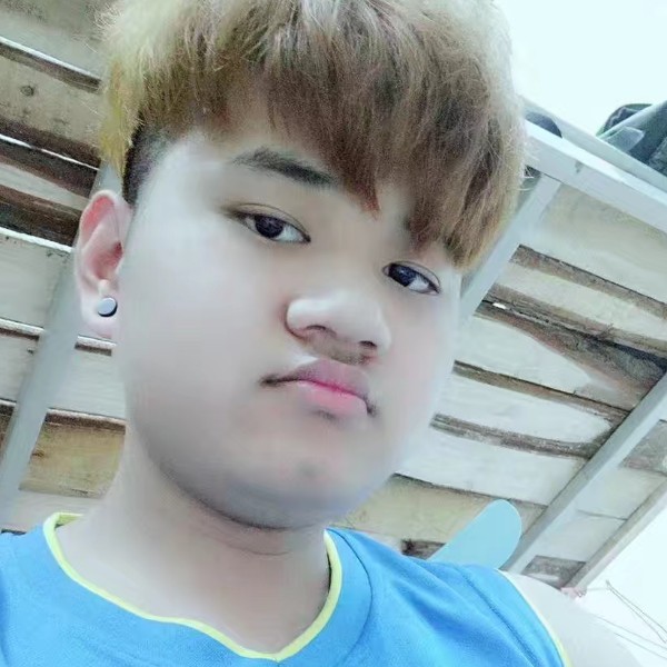让爱哭的照片