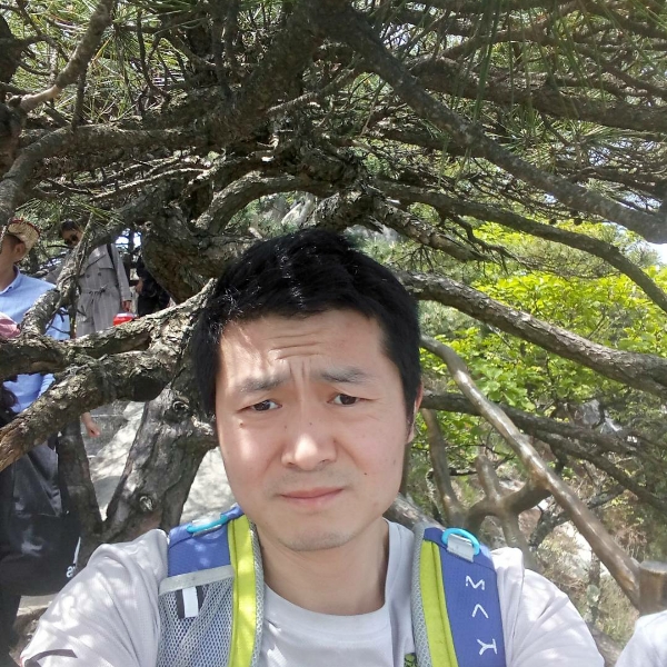 華麗汉城路的照片