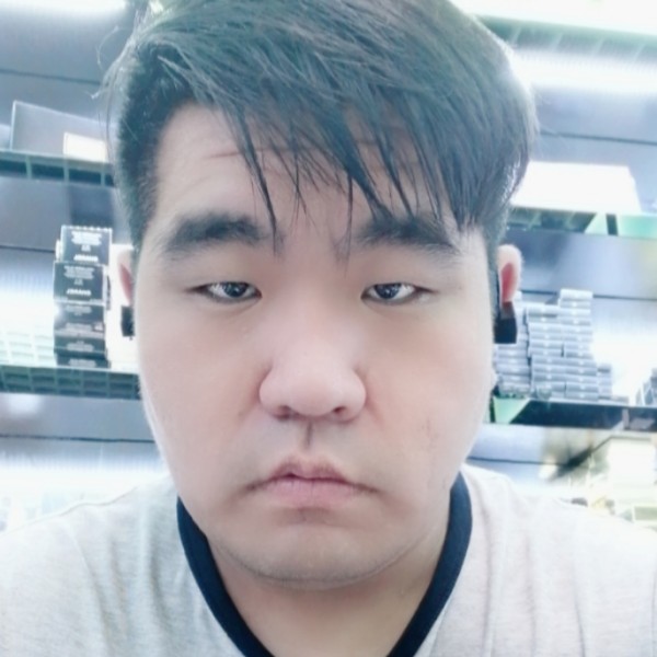 株昊天的照片