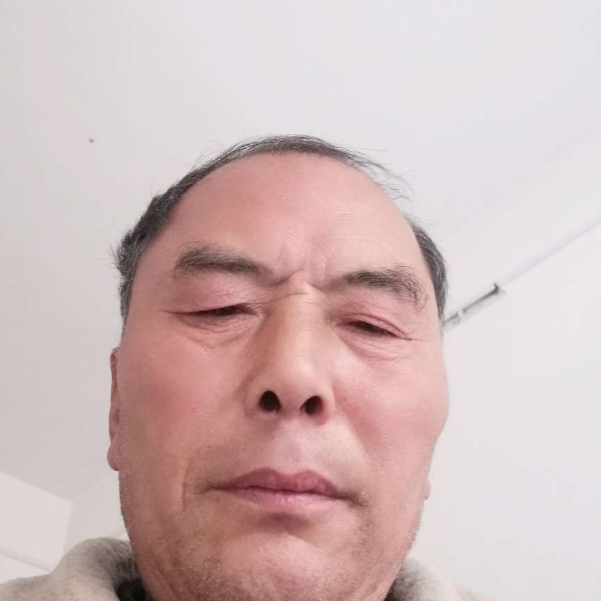 整齐改变舞蹈的照片