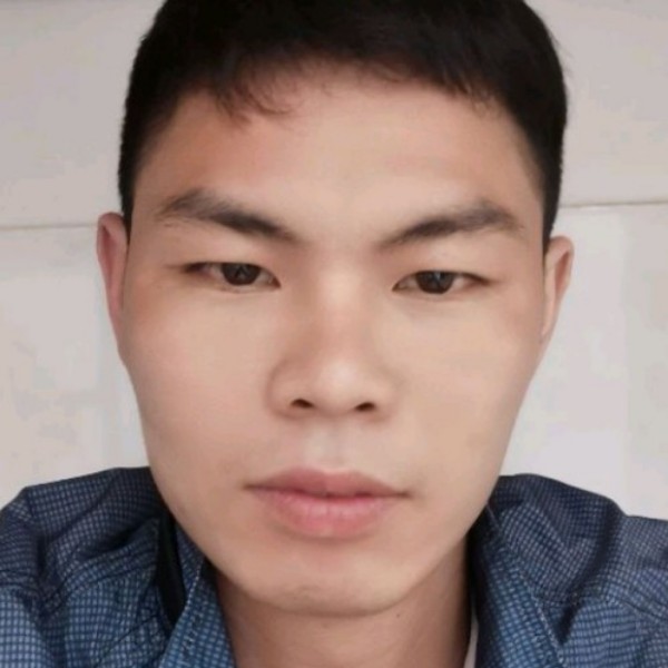 月光向黯然的照片