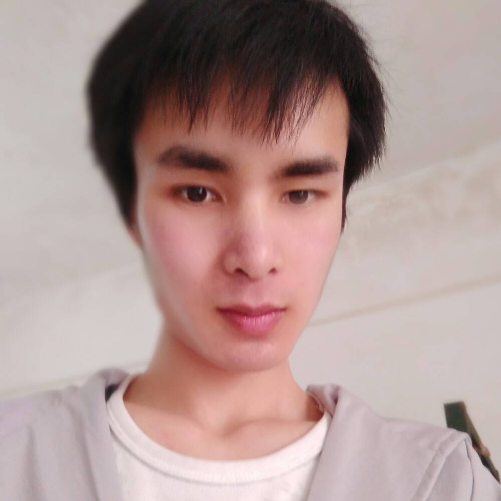懦弱的小男人的照片