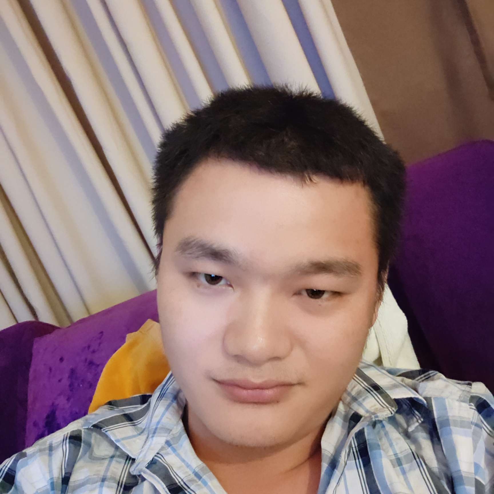 毛  毛的照片