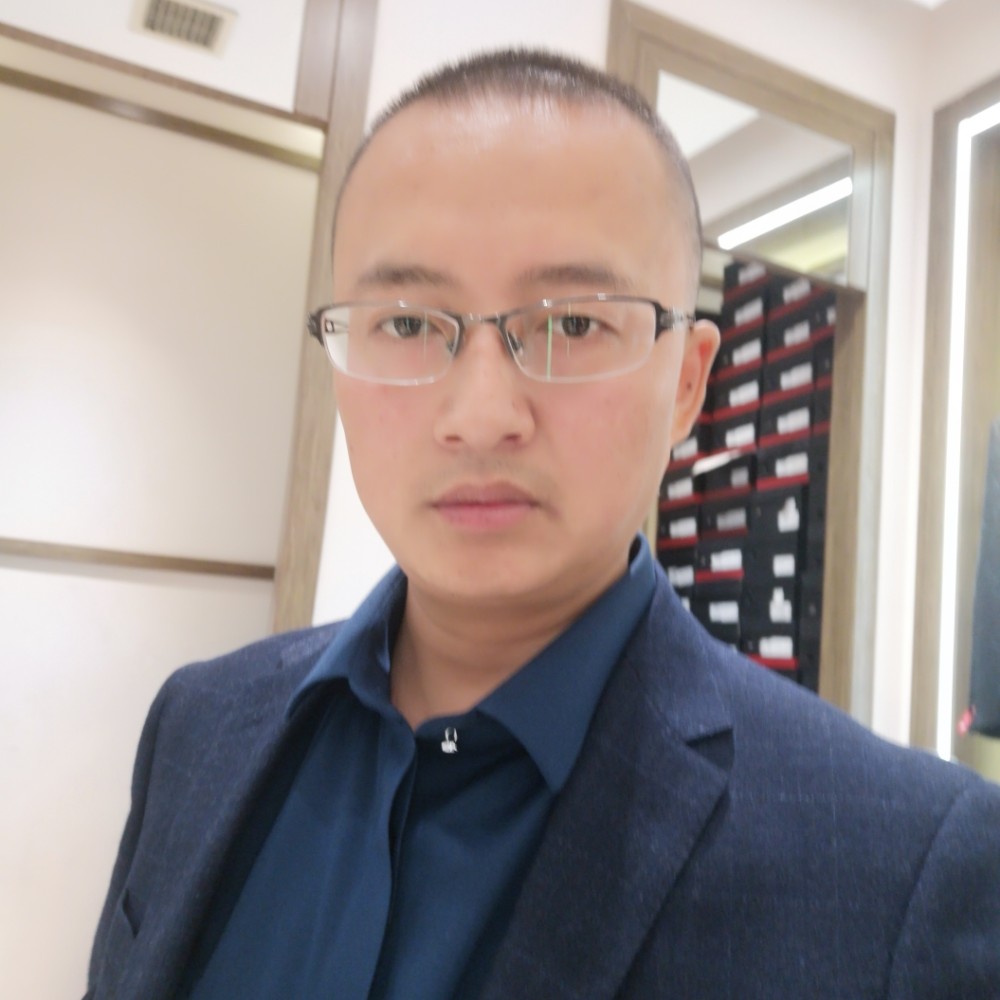 含羞草蹙眉义气的照片