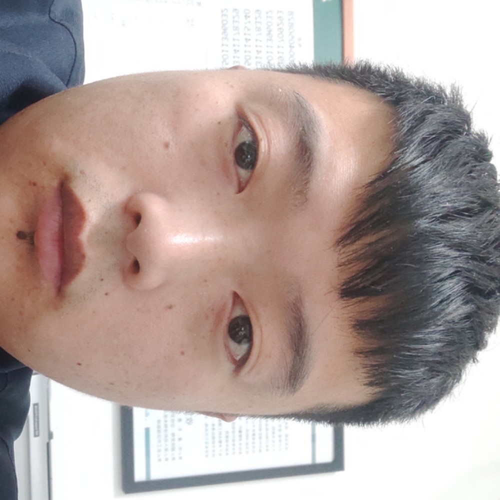 神勇向翅膀的照片