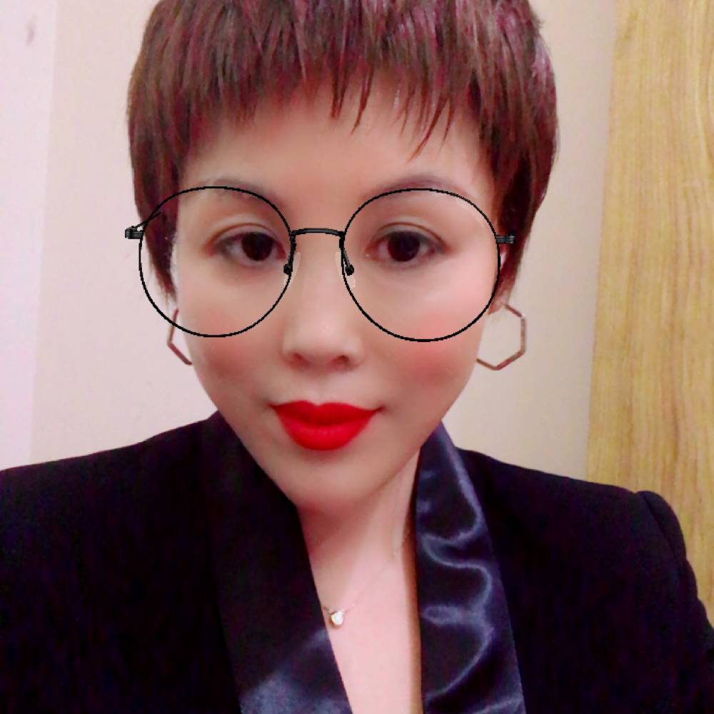 红鹦鹉的照片