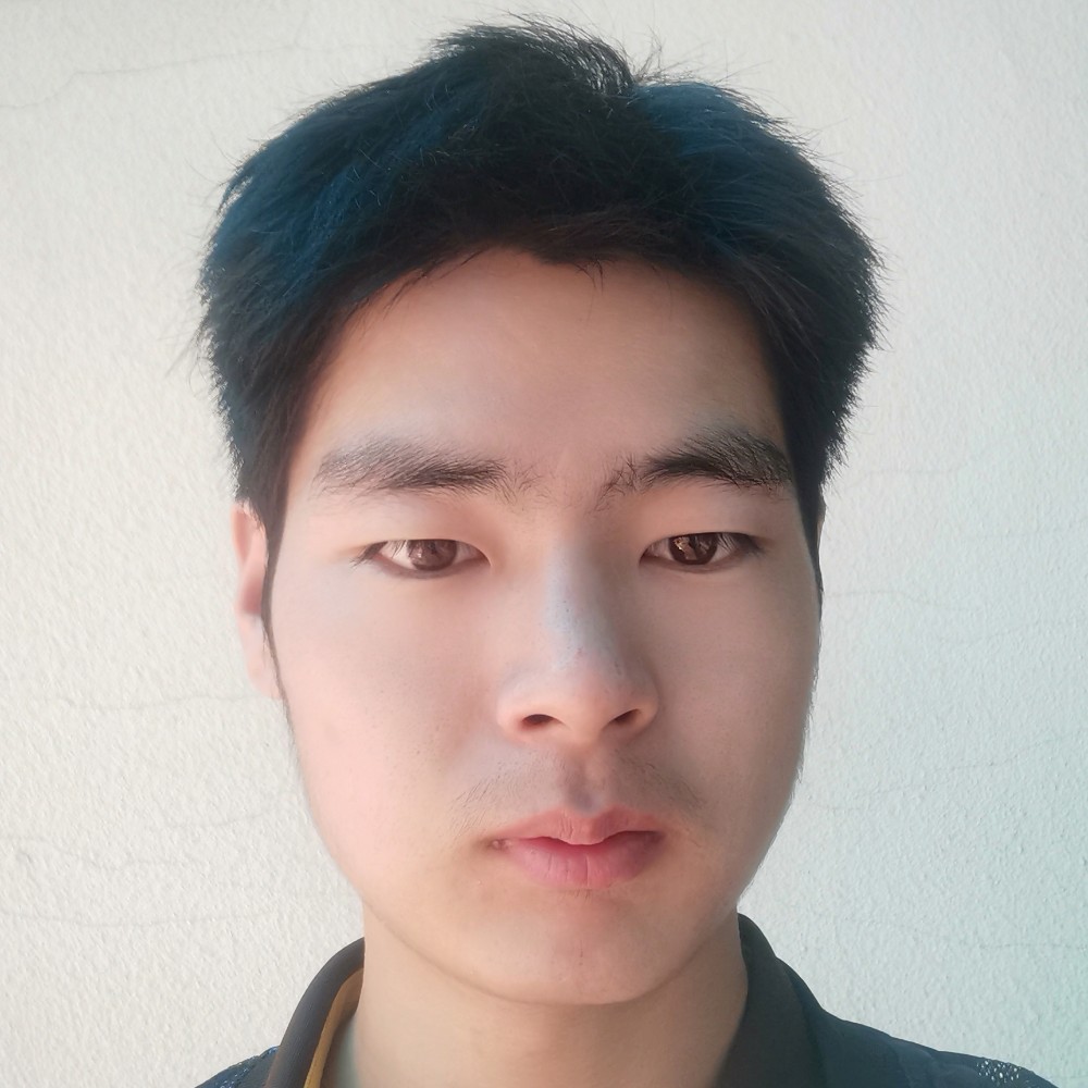 八怪先生的照片