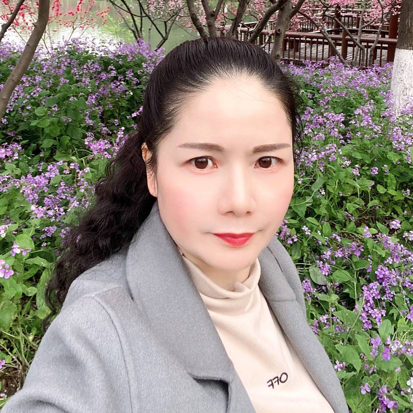 发夹浅吻善良的照片