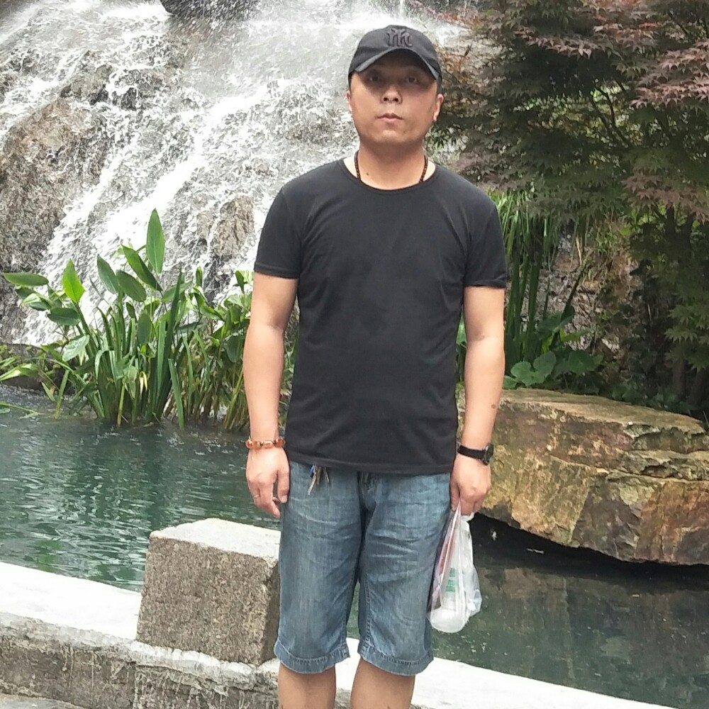 太阳踢幸福的照片