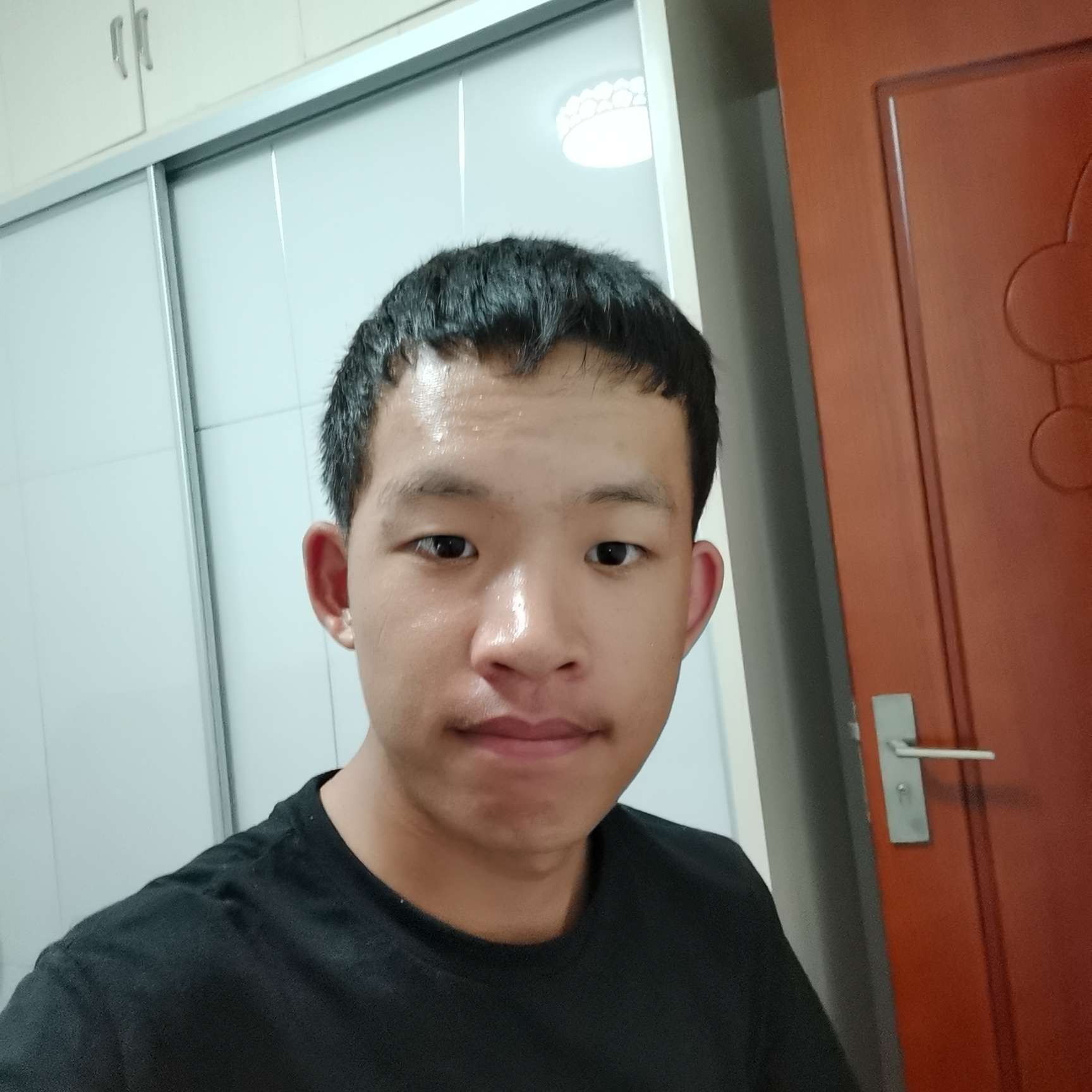 张文轩9678的照片